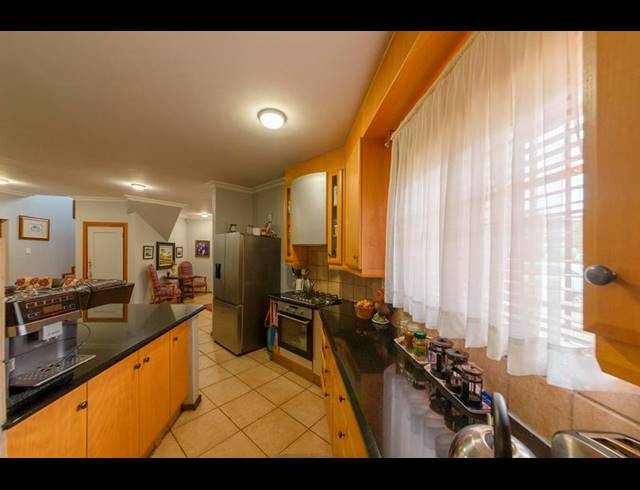 4 BEDROOM HOUSE FOR SALE IN FAERIE GLEN